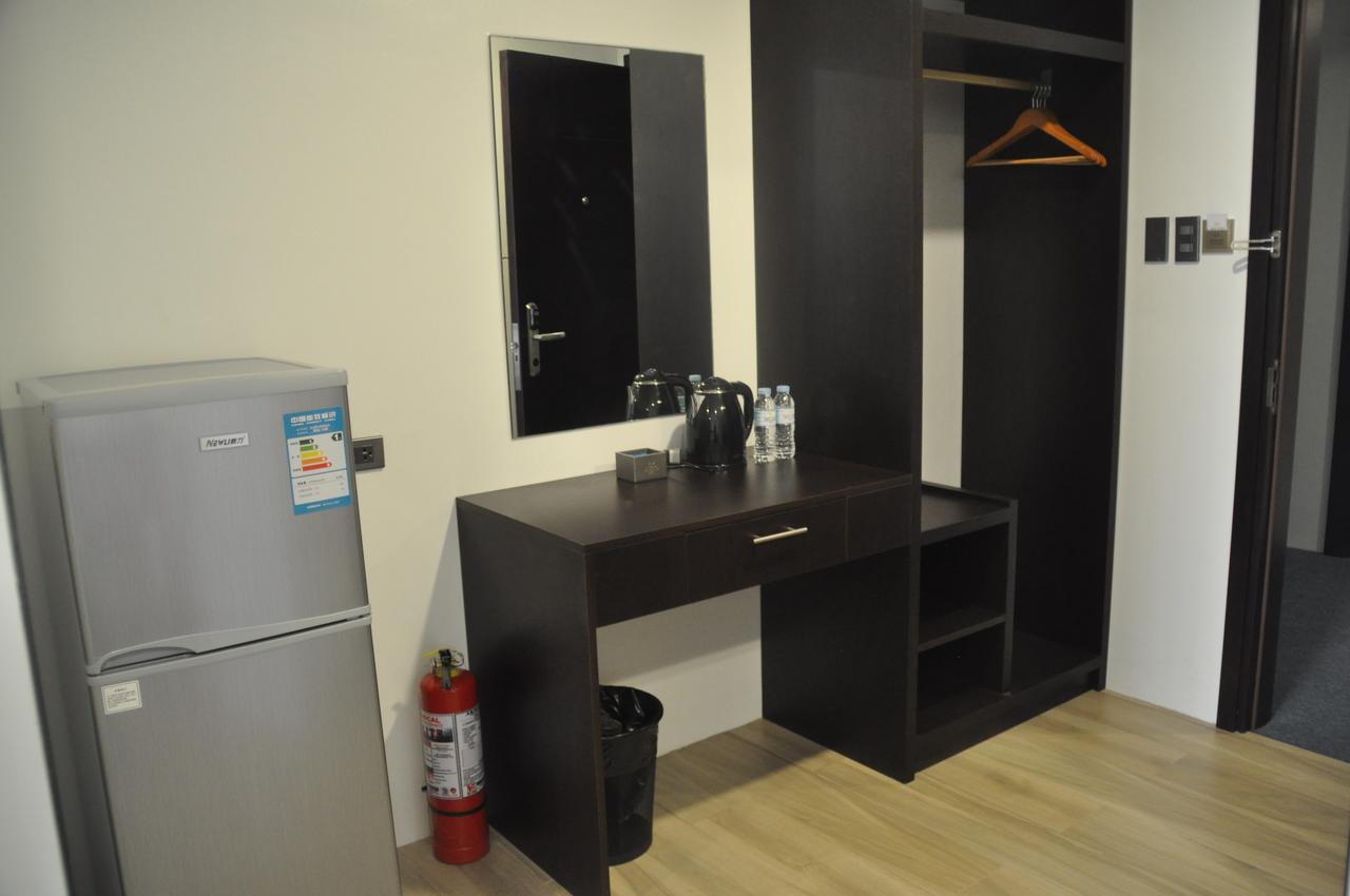 Mezzo Hotel Cebu Εξωτερικό φωτογραφία